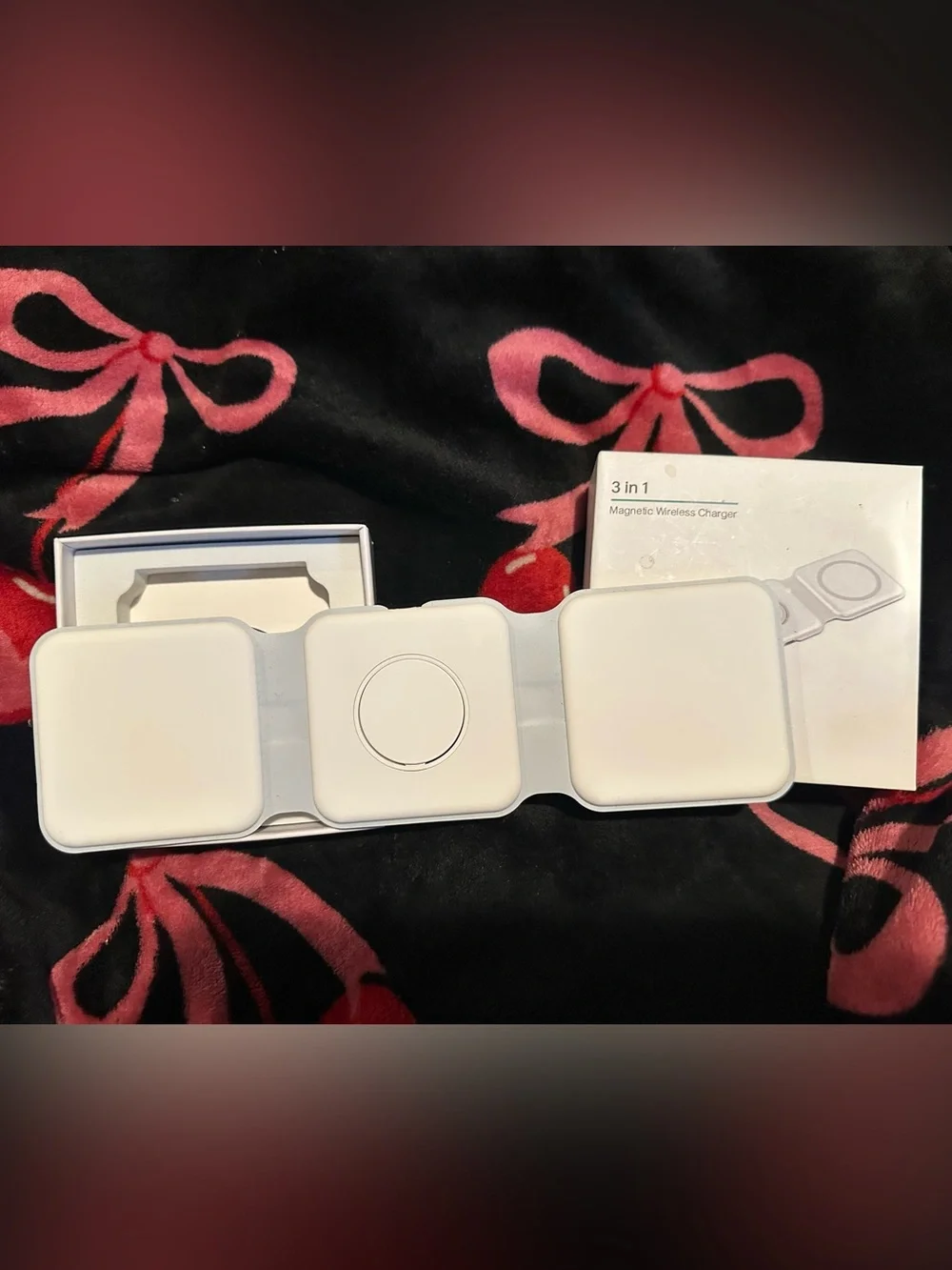 3-in-1 Magnetic Wireless Charger - White